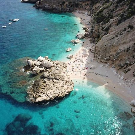 Appartamento Terrazza Vista Mare Кала Гононе Екстериор снимка