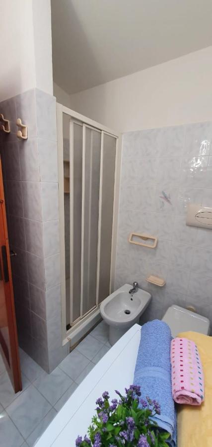 Appartamento Terrazza Vista Mare Кала Гононе Екстериор снимка