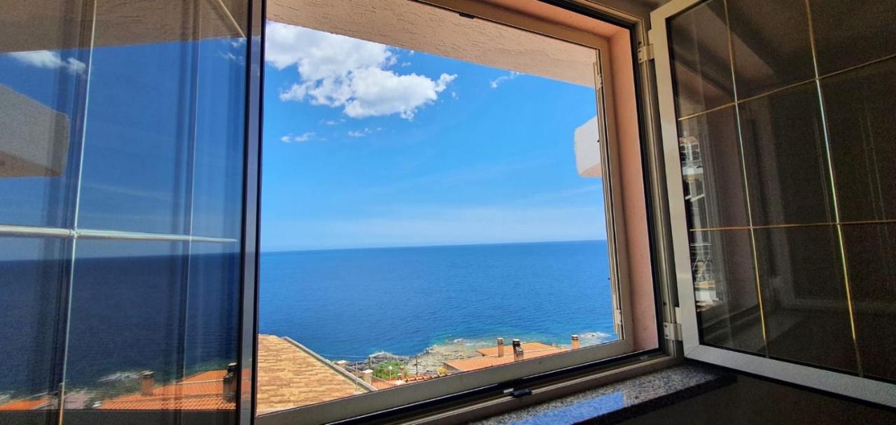 Appartamento Terrazza Vista Mare Кала Гононе Екстериор снимка
